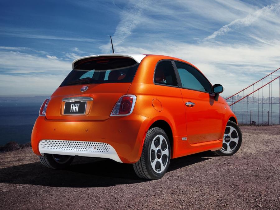  Fiat 500e 2013 года  (фото 59 из 141)